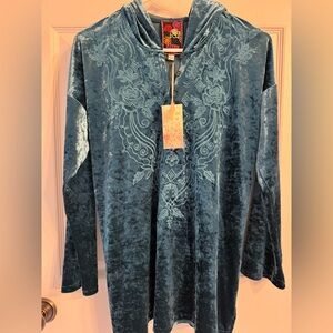 NWT SIZE SMALL Johnny Was Teal Blue Velvet Embroidered Long-Sleeve Top